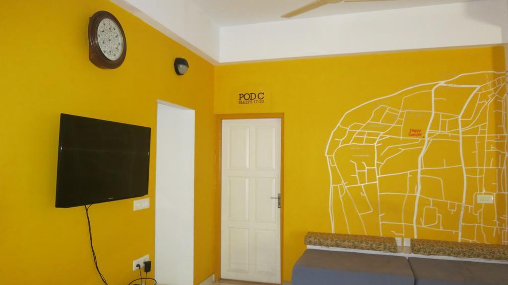 Happy Camper Hostel Kochi Екстериор снимка