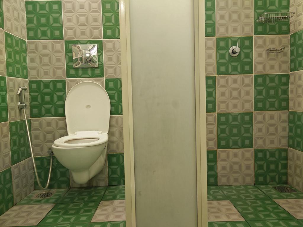 Happy Camper Hostel Kochi Екстериор снимка