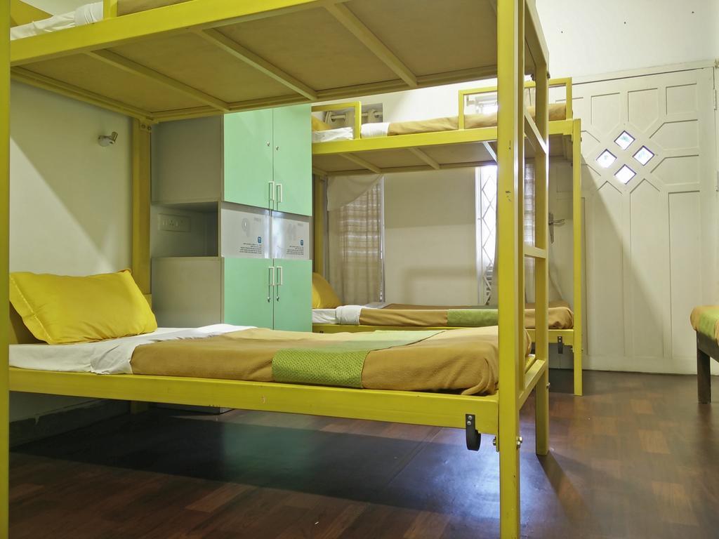 Happy Camper Hostel Kochi Екстериор снимка